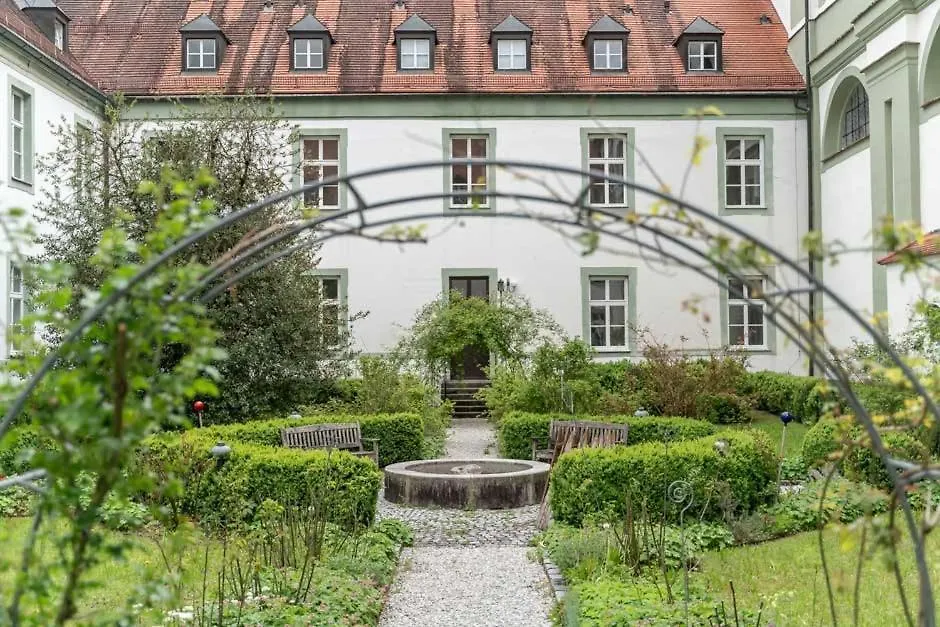 Cohaus Kloster Schlehdorf Hostel